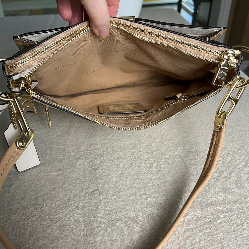 Coach RARE Snake Pattern With BRASS Hardware - Picture 8 of 16